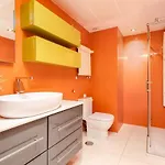 - Edificio Tembo, Puerto Banus, 2br, Parking & Pool