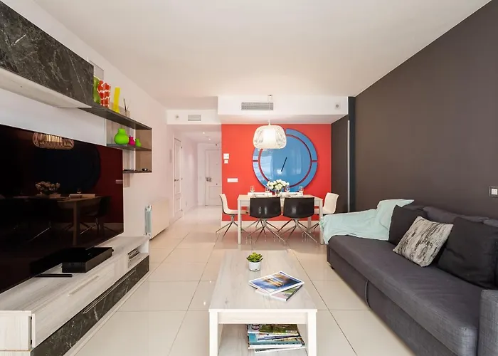 - Edificio Tembo, Puerto Banus, 2br, Parking & Pool Apartmán *