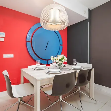 Marbella Home Rentals - Edificio Tembo, Puerto Banus, 2Br, Parking & Pool Apartamento Marbella