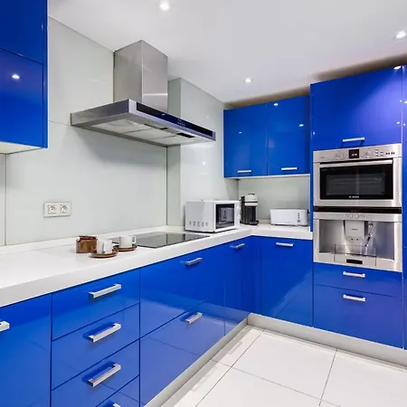 - Edificio Tembo, Puerto Banus, 2br, Parking & Pool شقة *